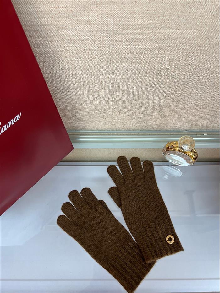 2026116112024446 100